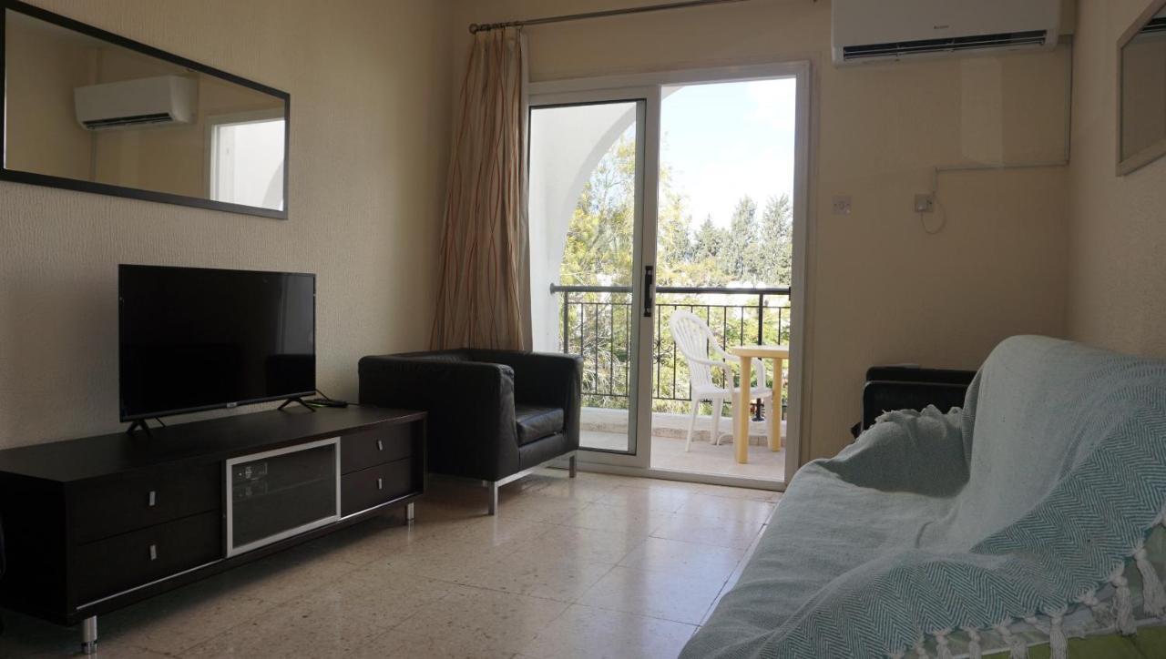 Paphos Gardens, Near Beach מראה חיצוני תמונה