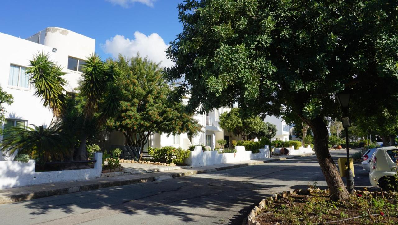 Paphos Gardens, Near Beach מראה חיצוני תמונה
